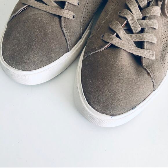 Express Women's SZ 8 Suede Leather Taupe Lace Up Sneaker - Picture 2 of 11